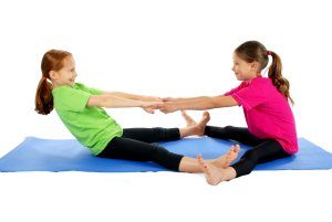 yoga-enfants-300x201 Ateliers découverte pour les enfants et leurs parents!